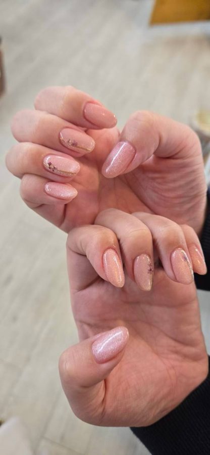 施工実例：うるつやヌードのネイル